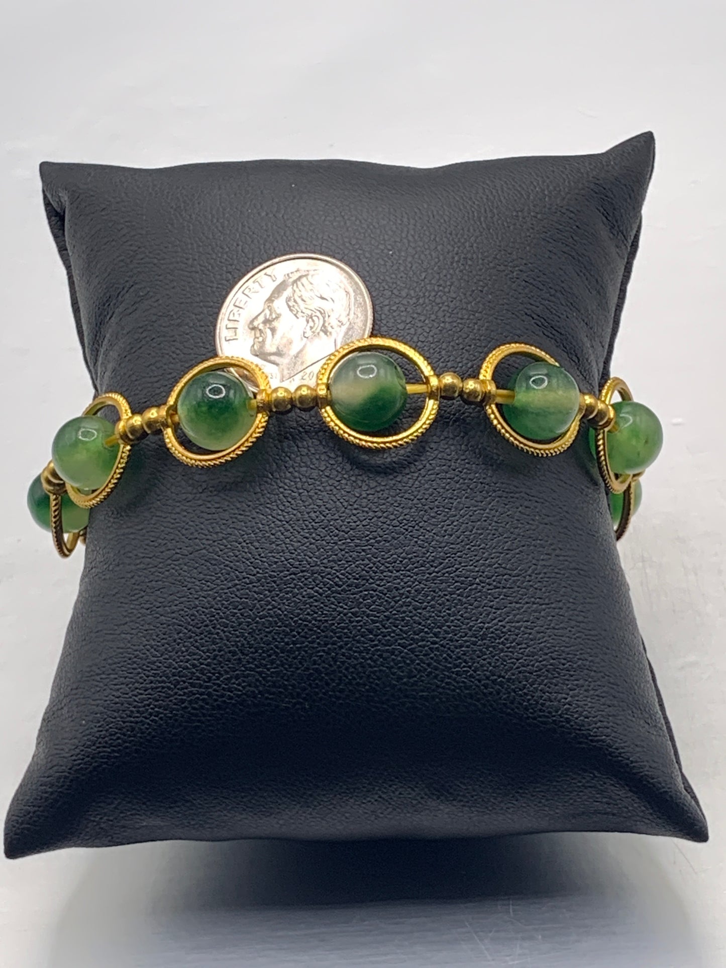 Green agate semi precious stone/crystal elastic beaded bracelet with gold colored rings