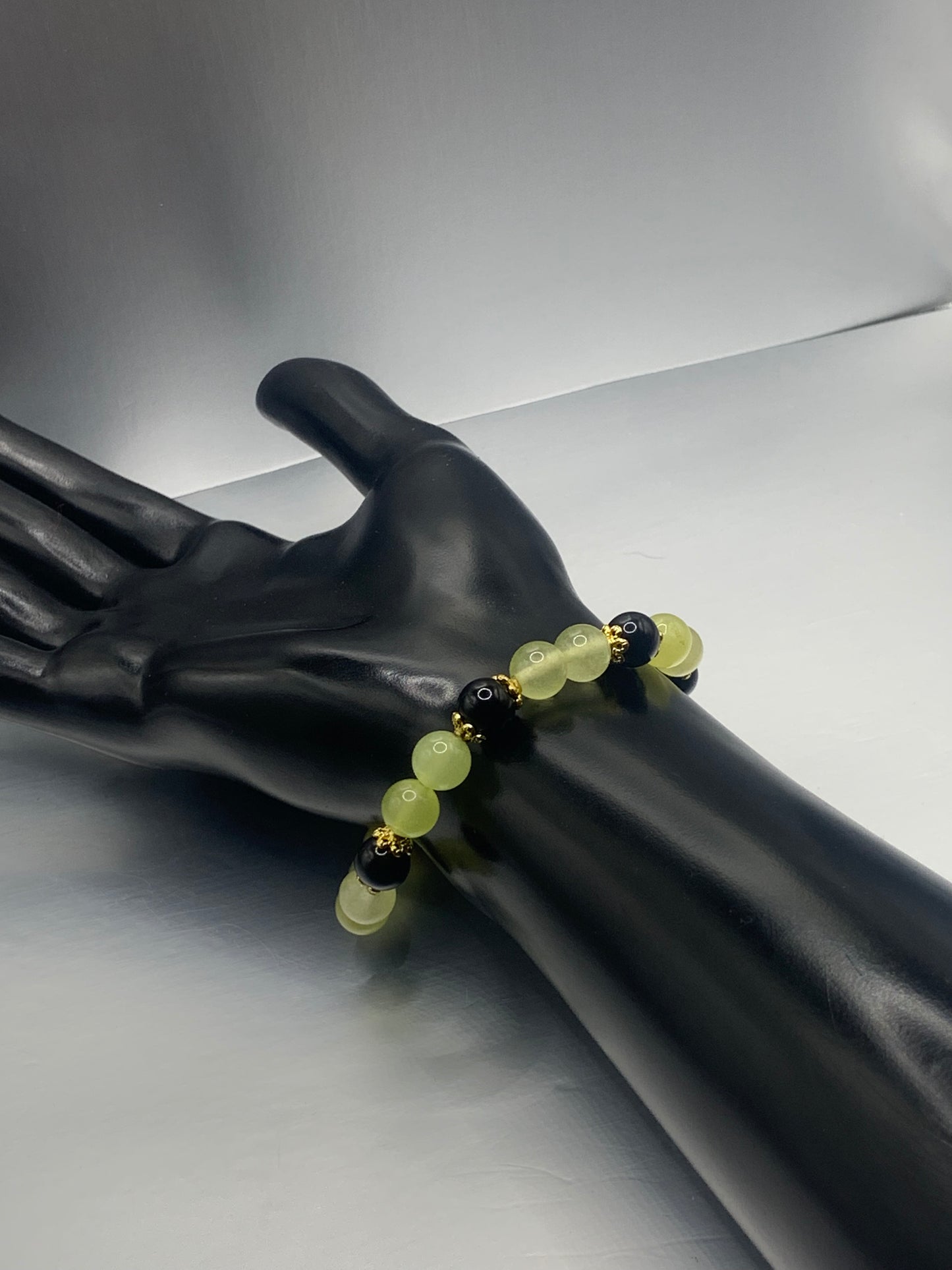 Black obsidian with apple agate semi precious stone/crystal beaded elastic bracelet with gold plated flower bead caps
