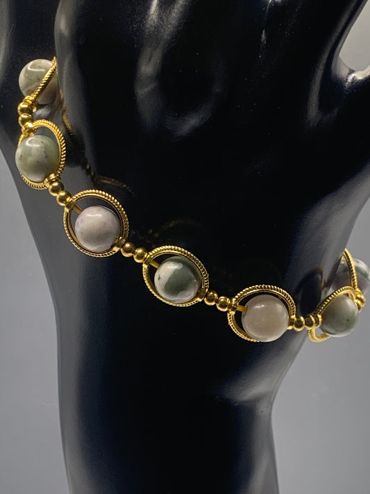 Lucky jade semi precious stone/crystal elastic beaded bracelet with gold colored rings