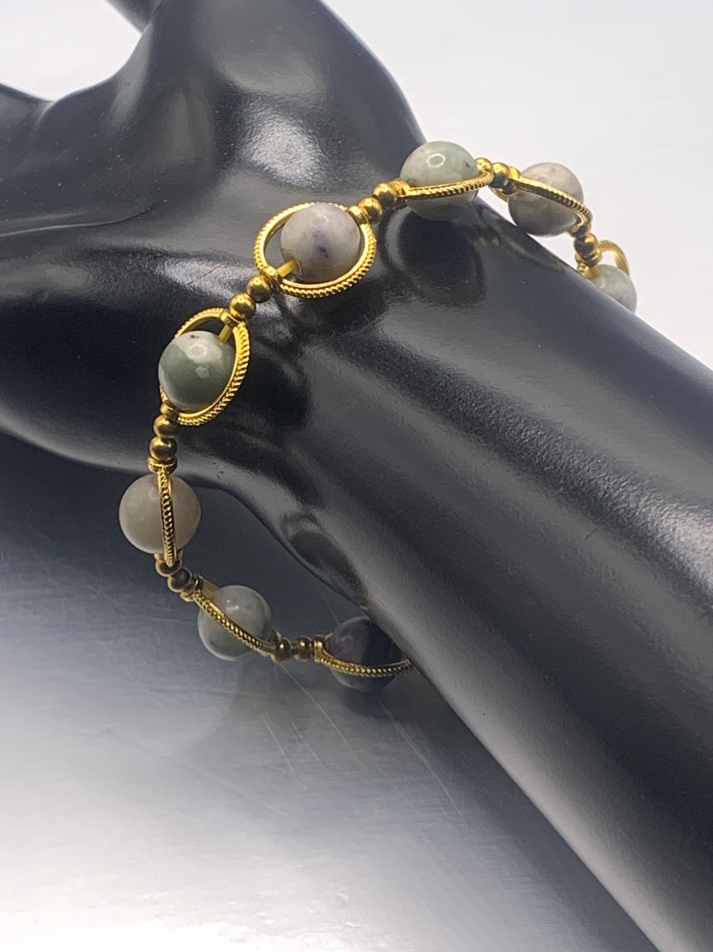 Lucky jade semi precious stone/crystal elastic beaded bracelet with gold colored rings
