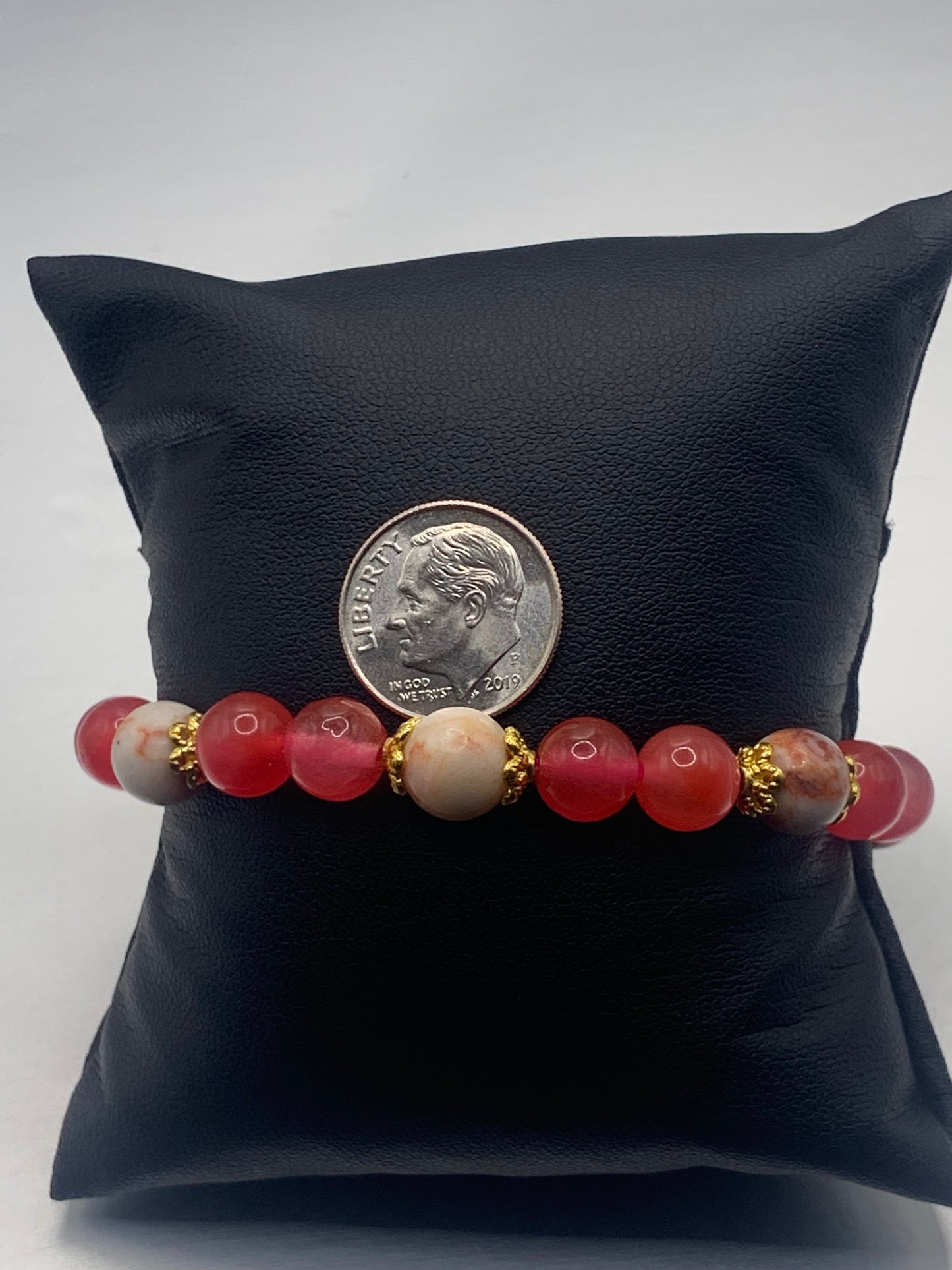 Red vein jasper and hot pink agate semi precious stone/crystal elastic beaded bracelet with gold plated flower bead caps