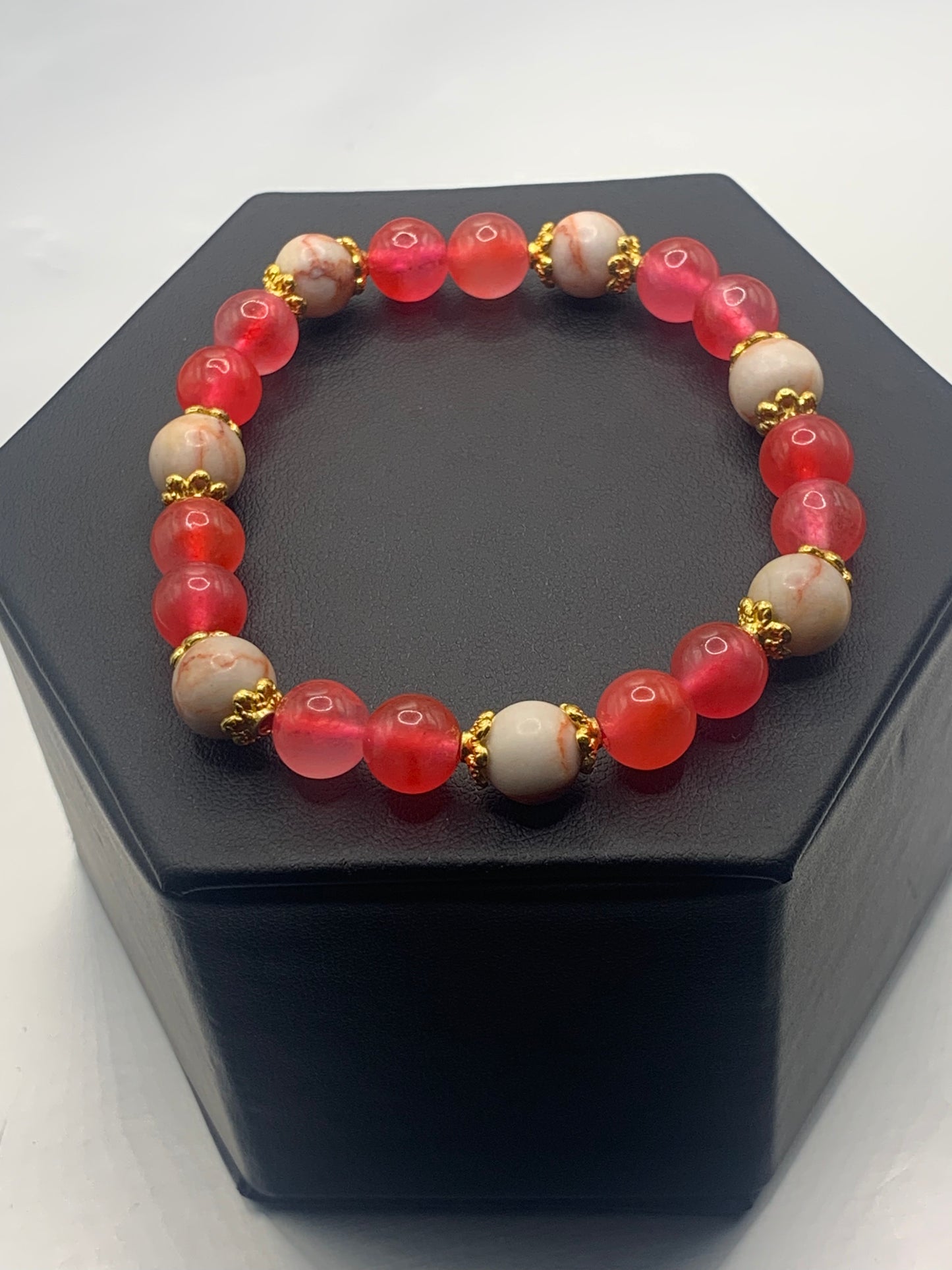 Red vein jasper and hot pink agate semi precious stone/crystal elastic beaded bracelet with gold plated flower bead caps