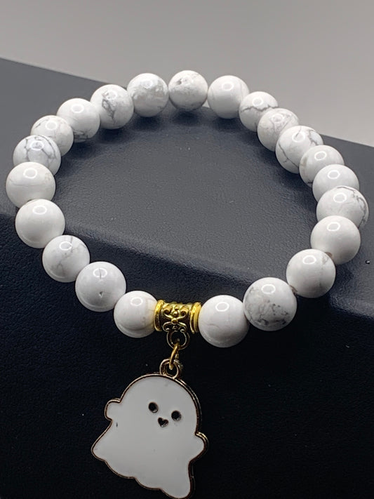 Howlite semi precious stone/crystal elastic beaded bracelet with Halloween charm