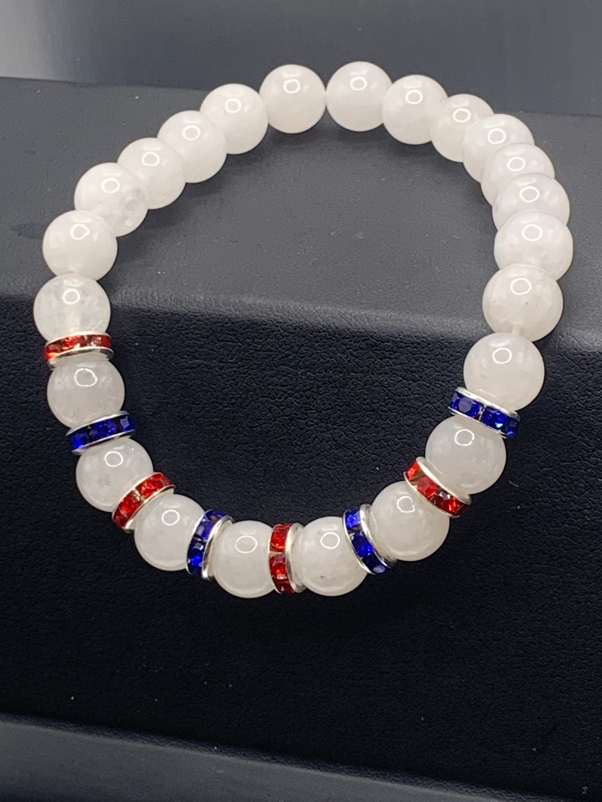 White chalcedony red blue rhondelles beaded bracelet 